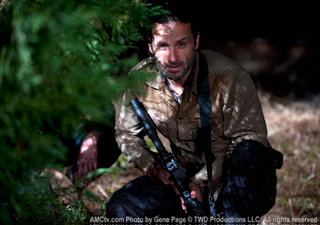 Illustration for article titled The Walking Dead season finale replaces its epic confrontation with some epic bullsh*t